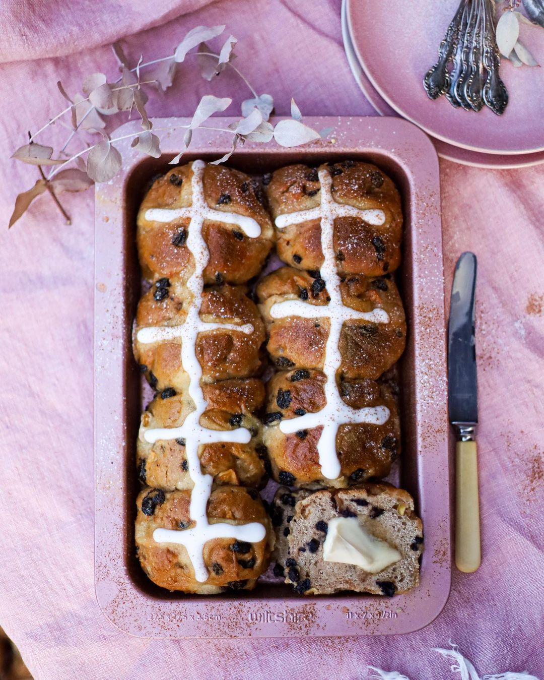 Vegan Hot Cross Buns