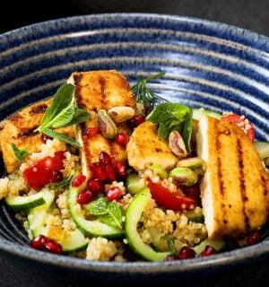 A bowl of vegan halloumi salad made with tofu