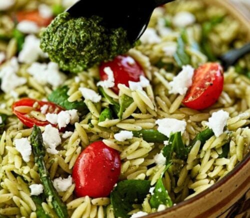 Vegan orzo pesto pasta salad