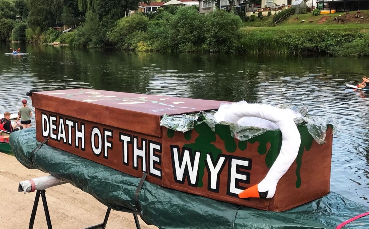 Protestors against pollution in the River Wye