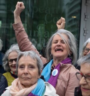 Photo shows the women of KlimaSeniorinnen celebrating their victory at the ECHR