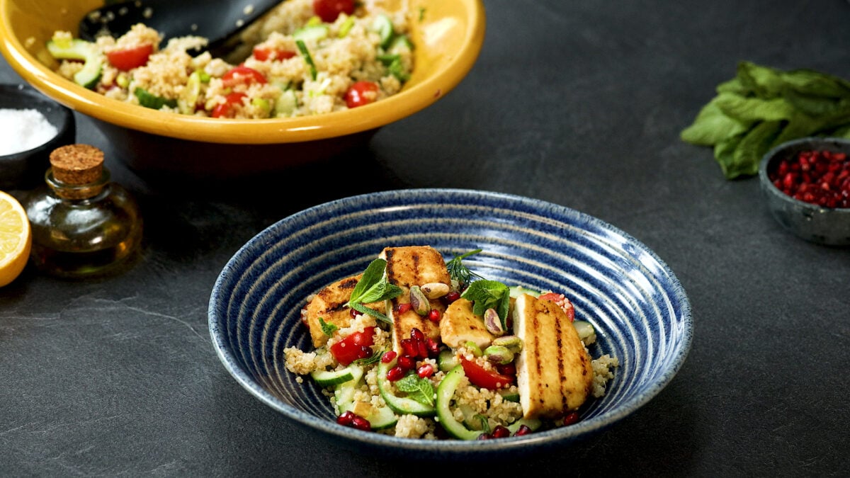 A bowl of vegan halloumi salad made with tofu