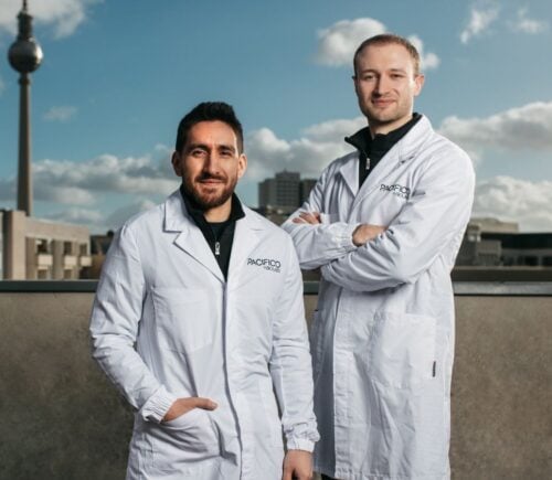 Pacifico Biolabs co-founders Washington Logroño and Zac Austin