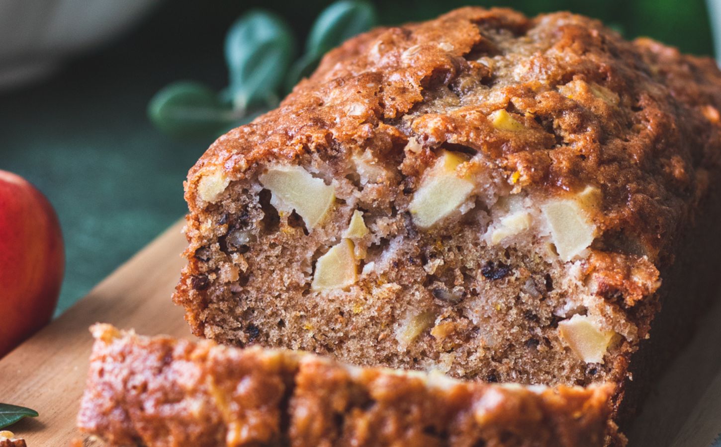 Vegan Spiced Apple Loaf Cake